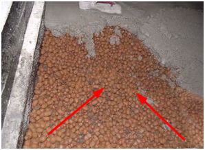 新房裝修我家的衛生間卻是用垃圾填充的!我是不是被坑了?幫把關~